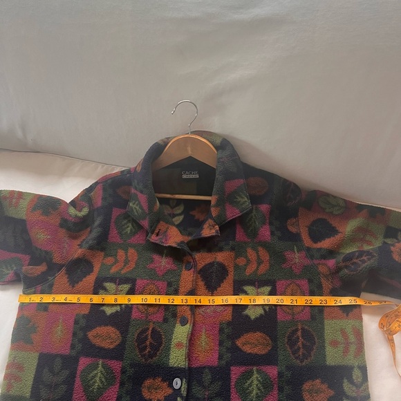 Cache Creek - Women's Colorful Leaf Print Teddy Jacket - Picture 11 of 12